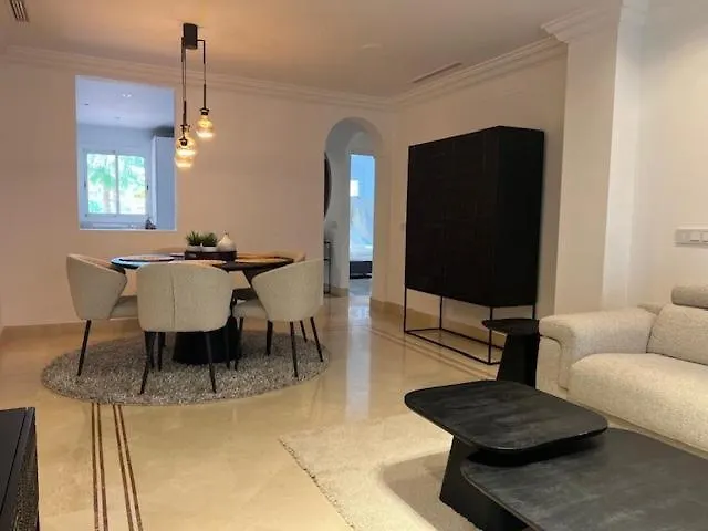Aloha Hill Club Apartment 36 Marbella